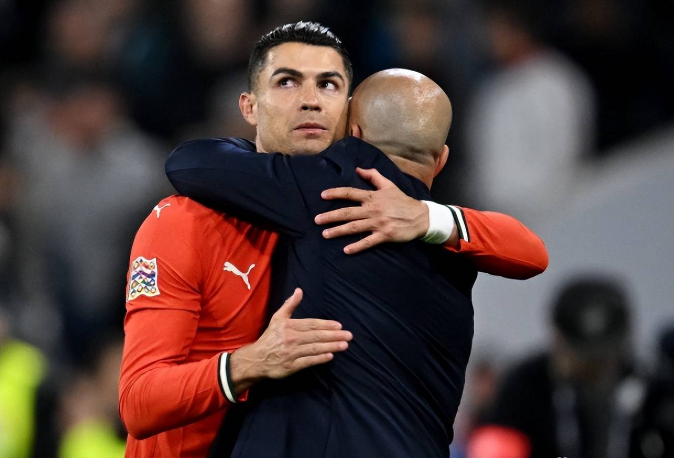 九游游戏中心下载 官方版-C罗与30激战独行侠分钟，晋级下一阶段胜负难料！，詹姆斯焦点对战上演精彩一战的简单介绍