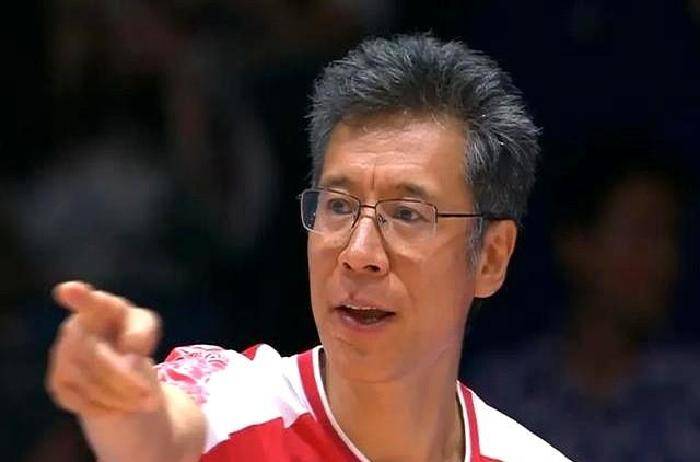 九游游戏中心下载 官方版-跆拳道夜战：江汉银狐队强势反弹吴越猎隼队，主帅临场妙招回归即成焦点(雪豹突击队为何调离北京)